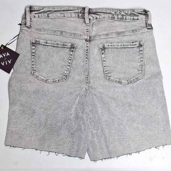 Ava & Viv Plus Size High-Rise Stretch Denim Jean Shorts Gray Acid Wash New! - Picture 2 of 9
